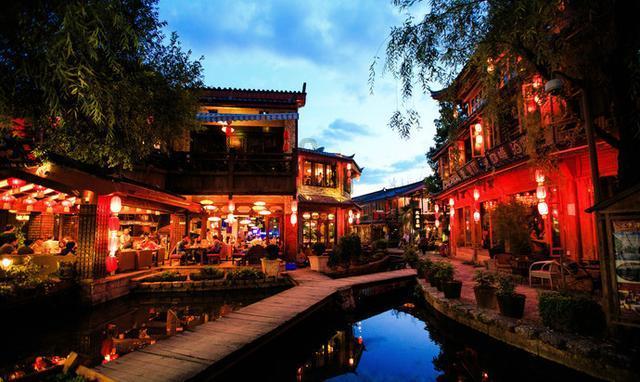 新东方教师转型卖货主播，董宇辉的实力究竟如何？游戏画面